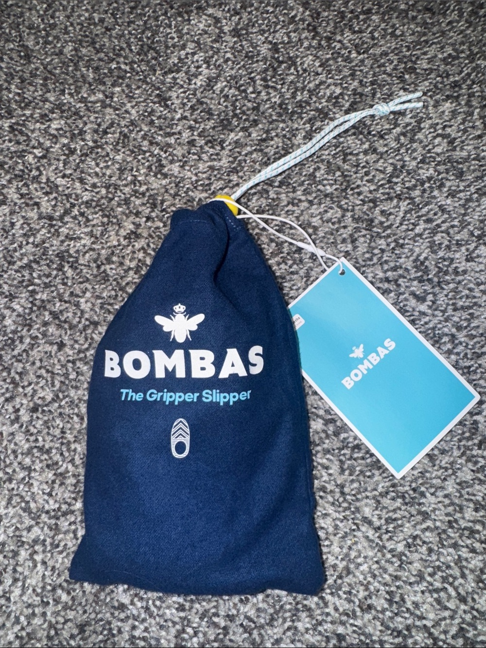 NWT Baby Bombas Gripper Slippers with Pouch